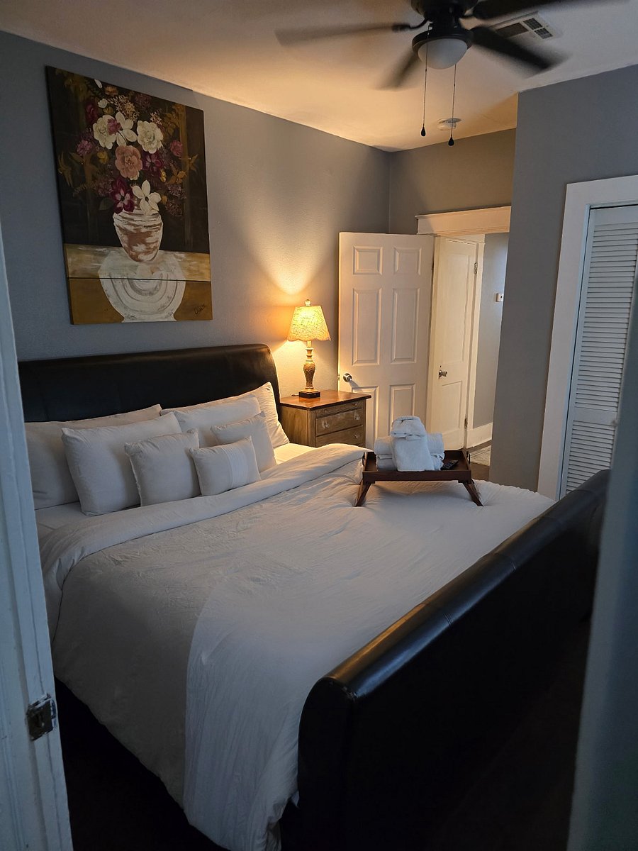 Furnished Finder property 887801_1 photo 3