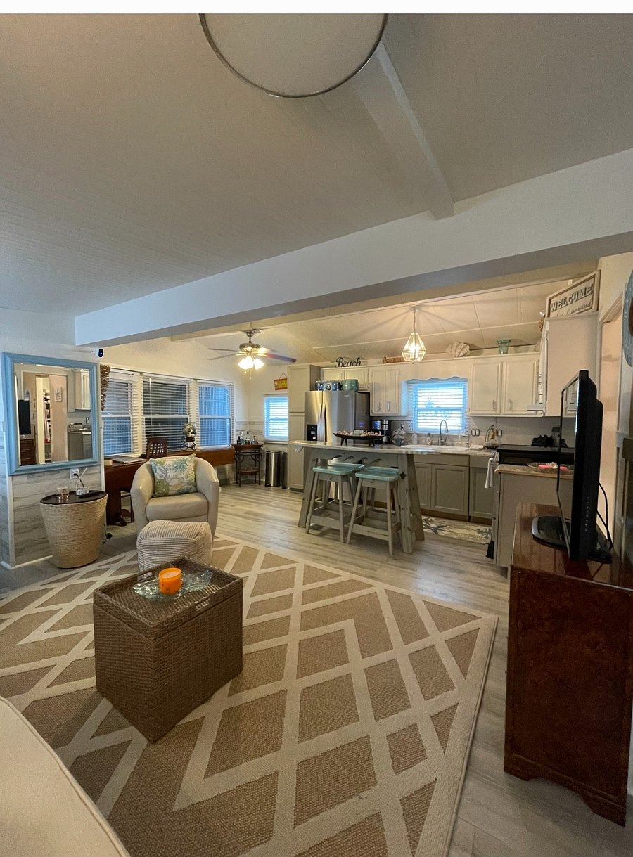 Furnished Finder property 887805_1 photo 3