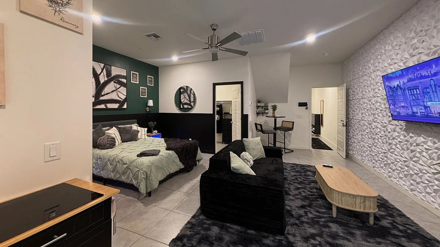 Furnished Finder property 887880_1 photo 17