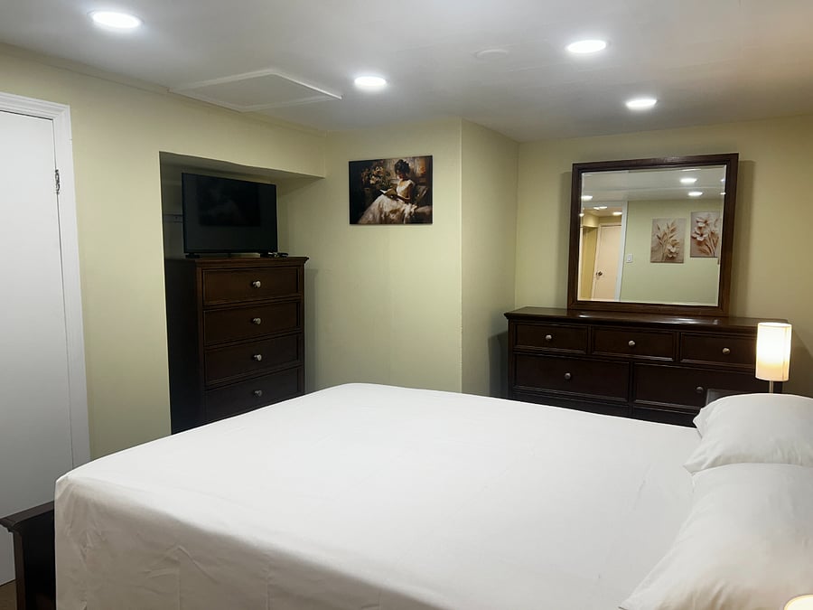 Furnished Finder property 887881_1 photo 3