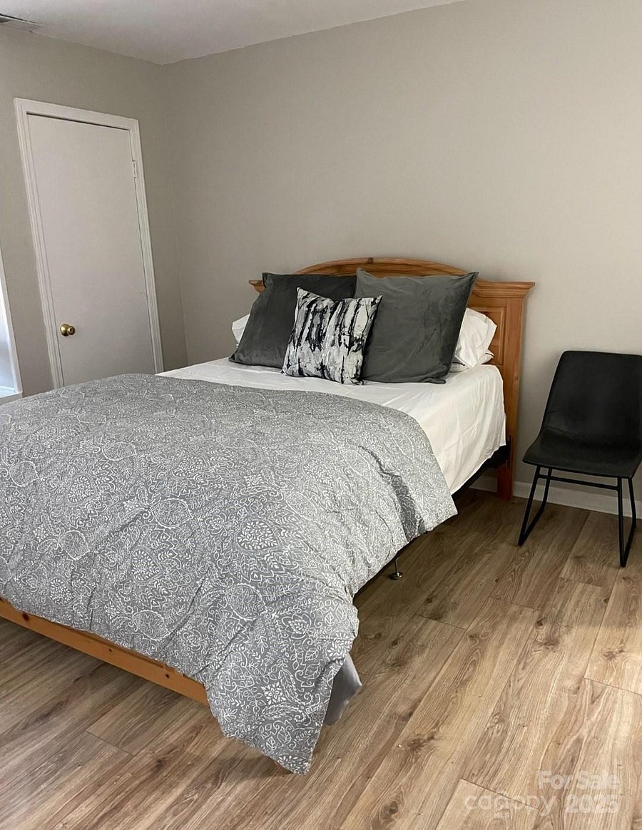 Furnished Finder property 887910_1 photo 8
