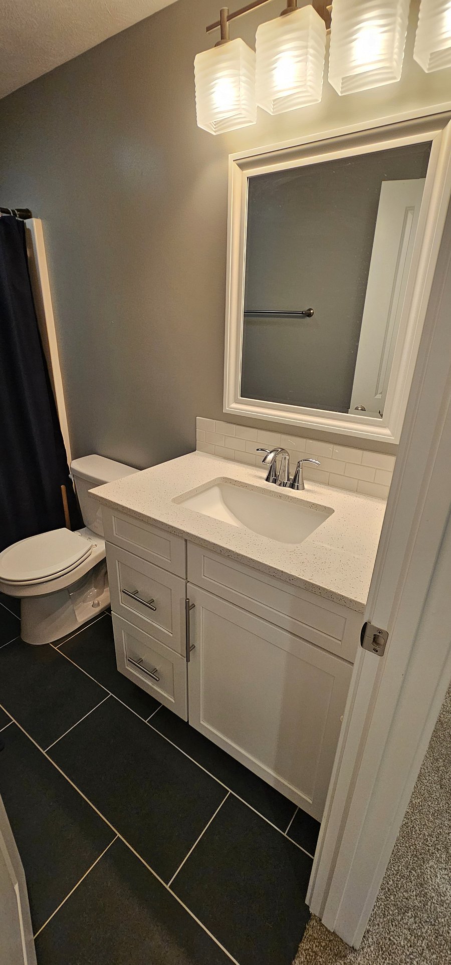 Private full bath downstairs