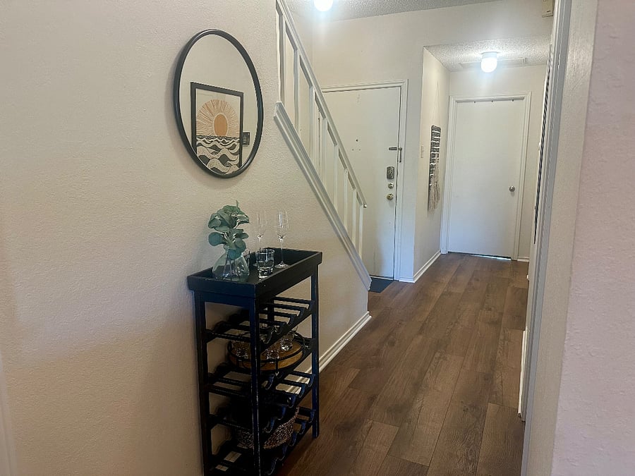Furnished Finder property 887995_1 photo 6