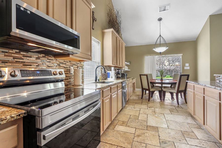 Furnished Finder property 888000_1 photo 8