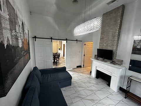 Furnished Finder property 888009_1 photo 5