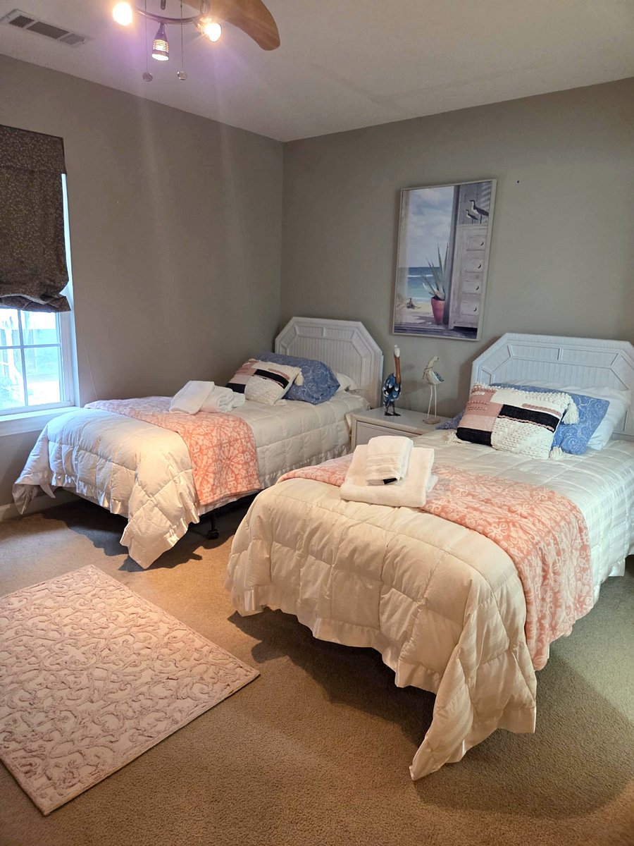 Bedroom 2 - 2nd Floor