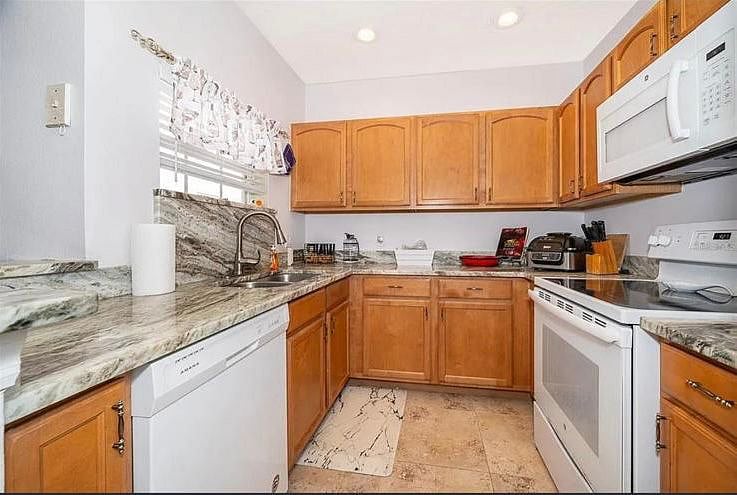Furnished Finder property 888054_1 photo 14