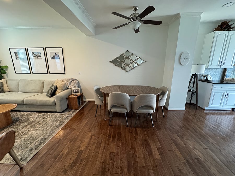 Main floor: dining (2nd floor)