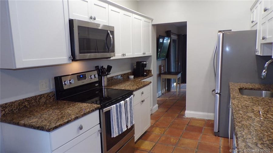 Furnished Finder property 888062_1 photo 5