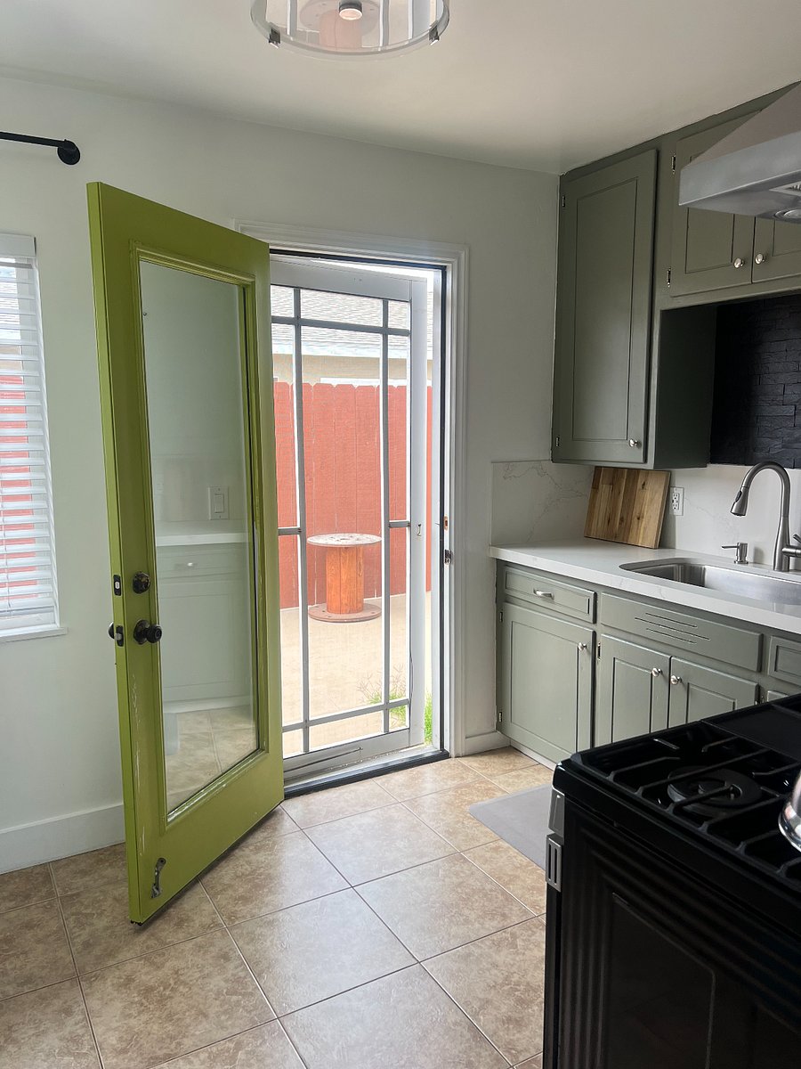 Kitchen and patio entry