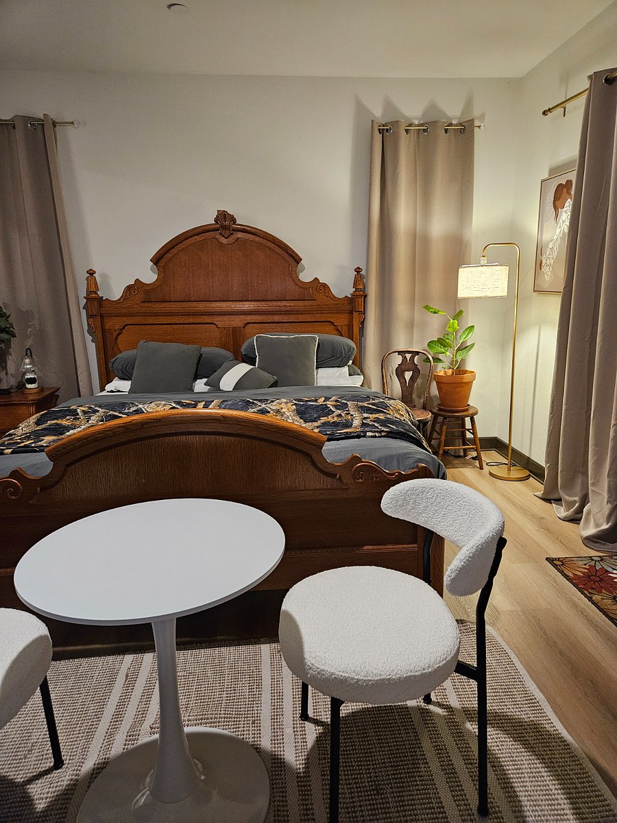 Furnished Finder property 888079_1 photo 22