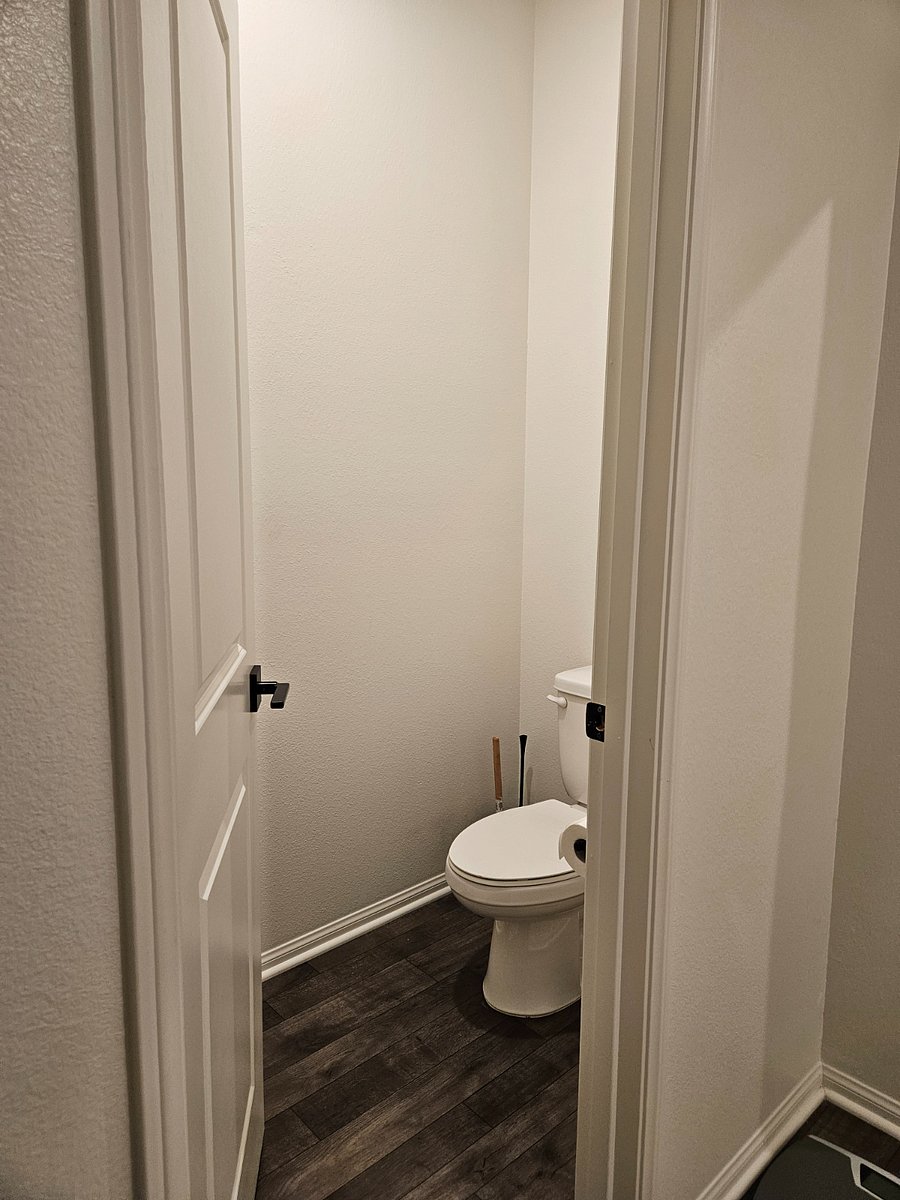Furnished Finder property 888079_1 photo 23