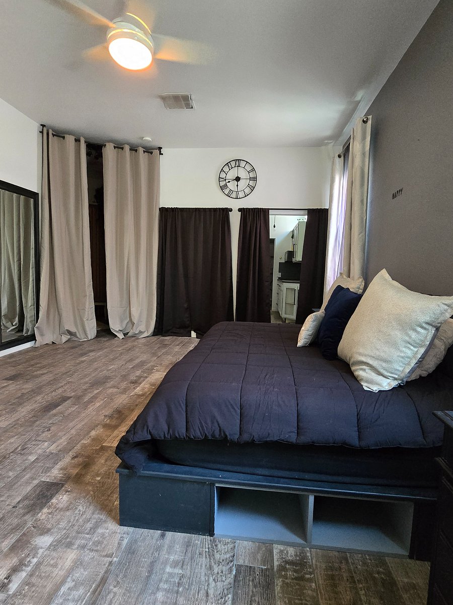 Furnished Finder property 888084_1 photo 24