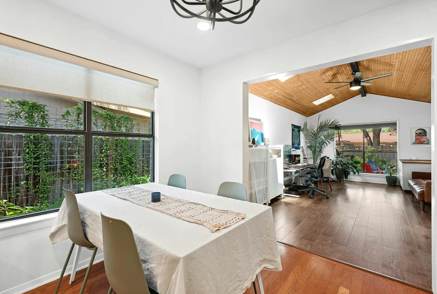 Furnished Finder property 888085_1 photo 6