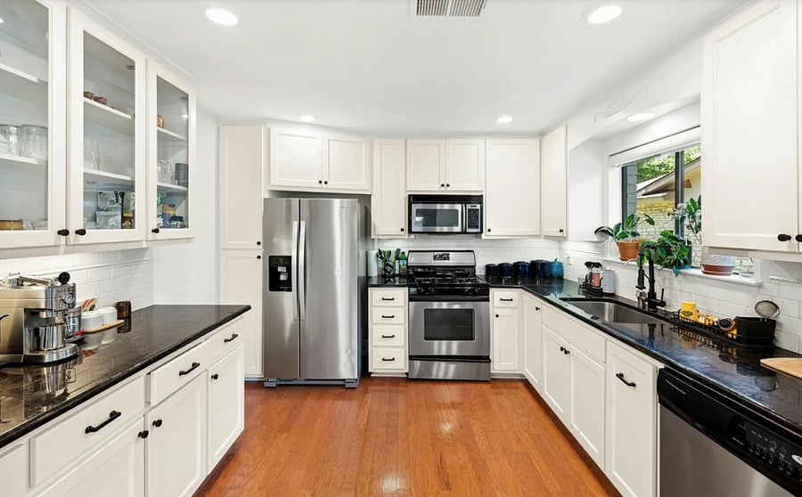 Furnished Finder property 888085_1 photo 9