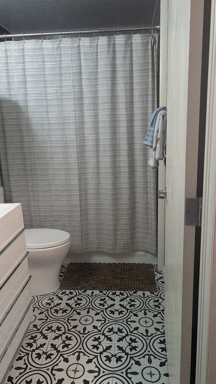 Furnished Finder property 888090_1 photo 18