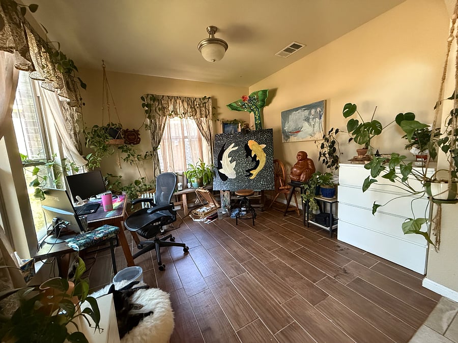 Shared office, entry