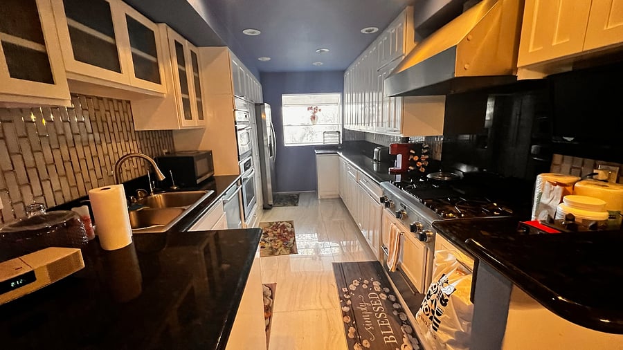 Furnished Finder property 888100_1 photo 8