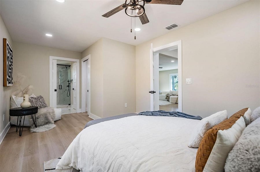 Furnished Finder property 888105_1 photo 13