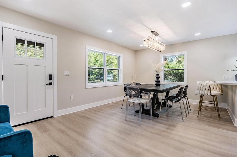 Furnished Finder property 888105_1 photo 7