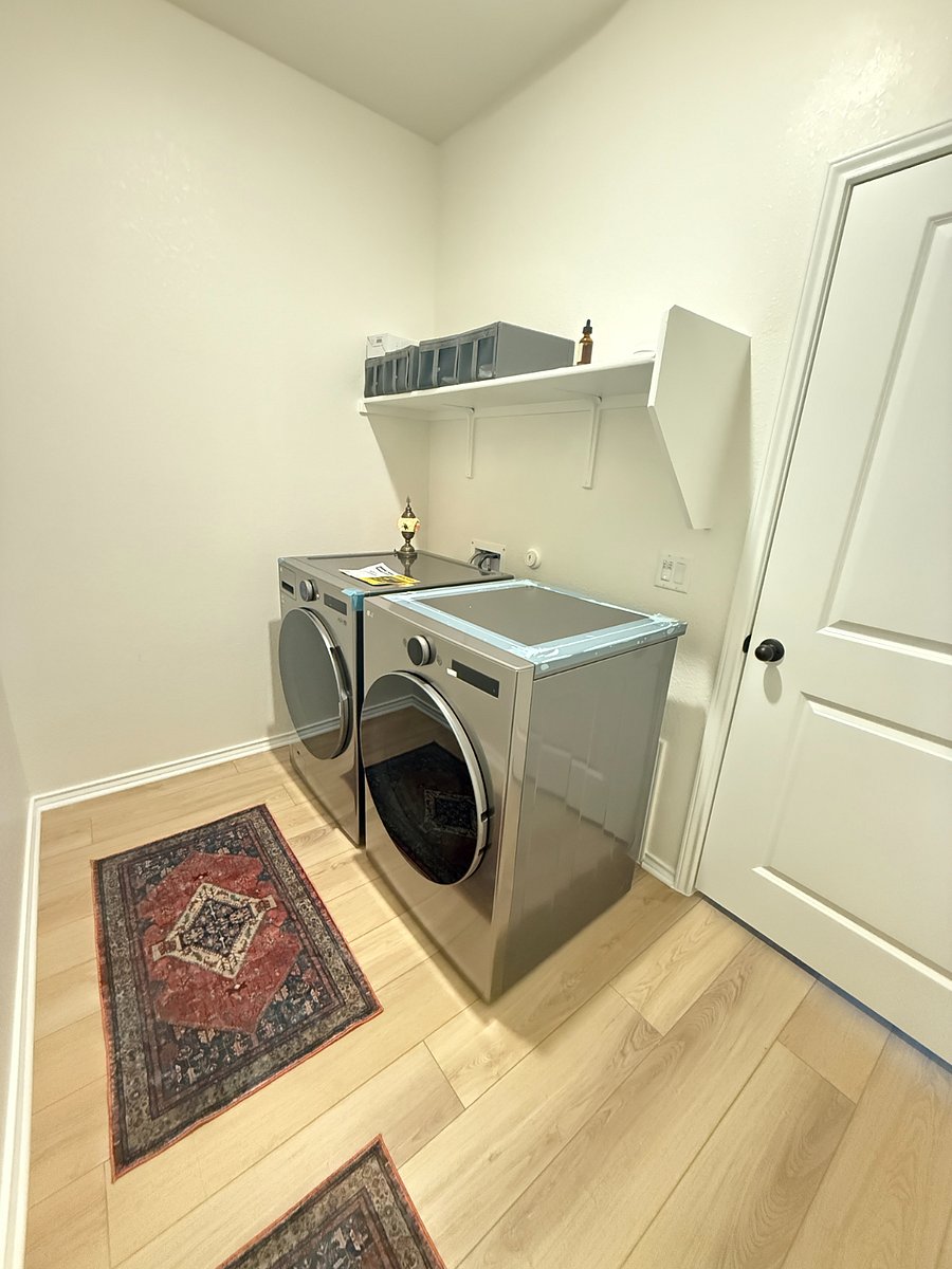 Furnished Finder property 888106_1 photo 6