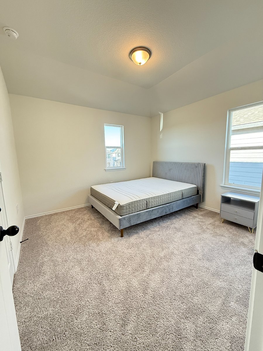 Furnished Finder property 888106_1 photo 3