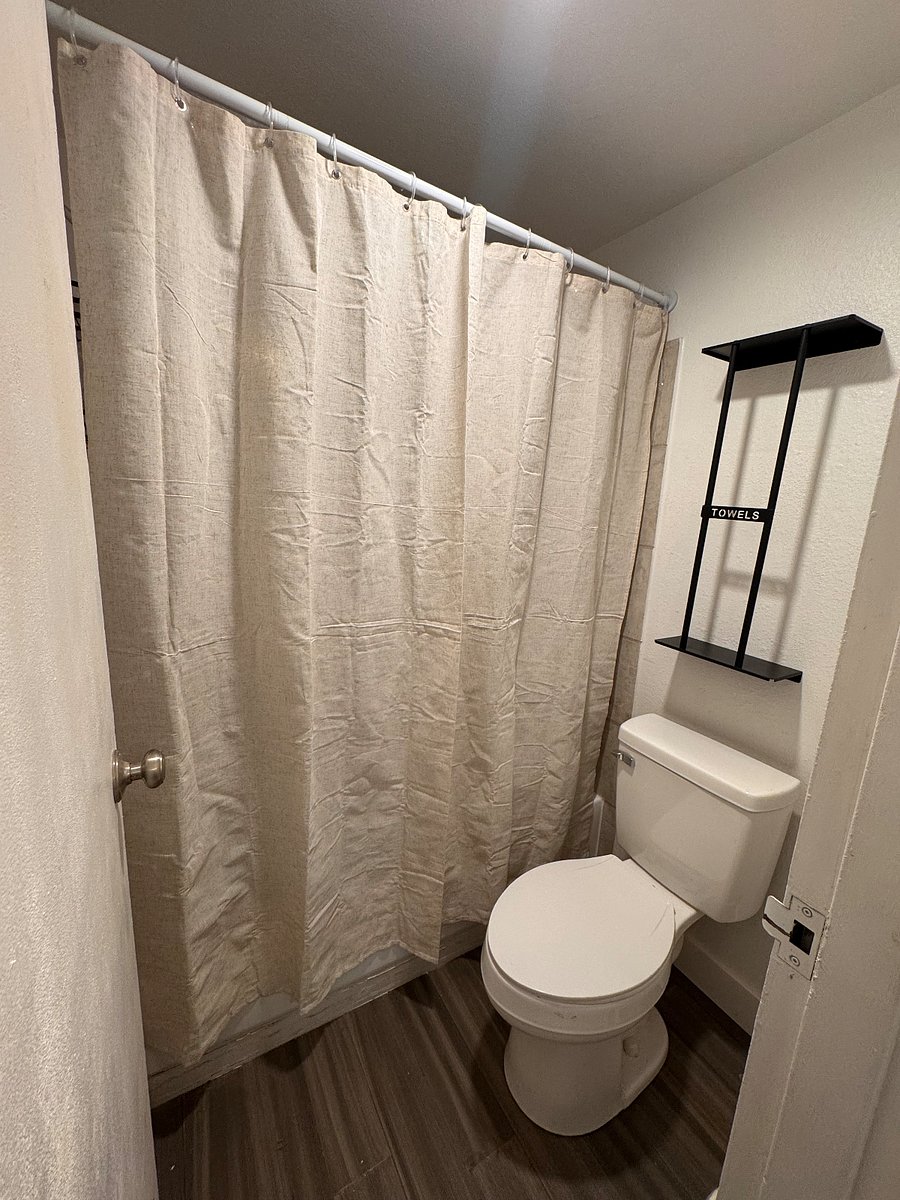 Furnished Finder property 888113_1 photo 7