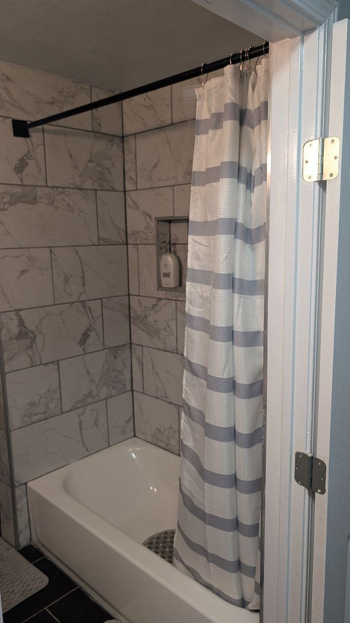 Furnished Finder property 888116_1 photo 39