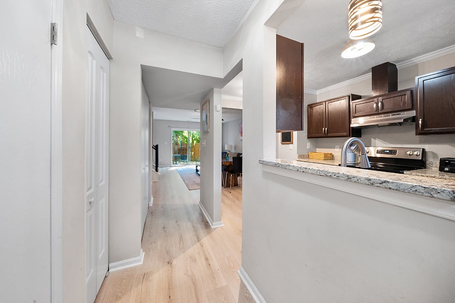 Furnished Finder property 888128_1 photo 7