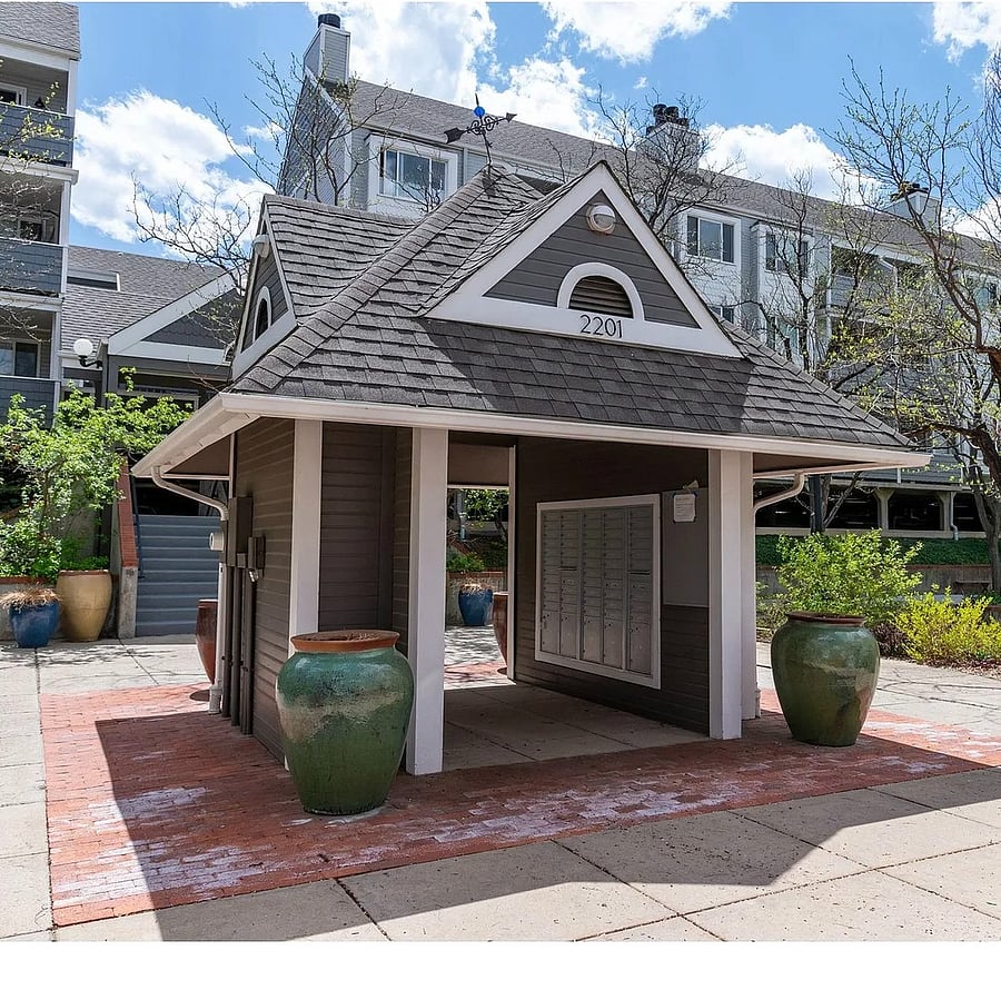 Mailbox area