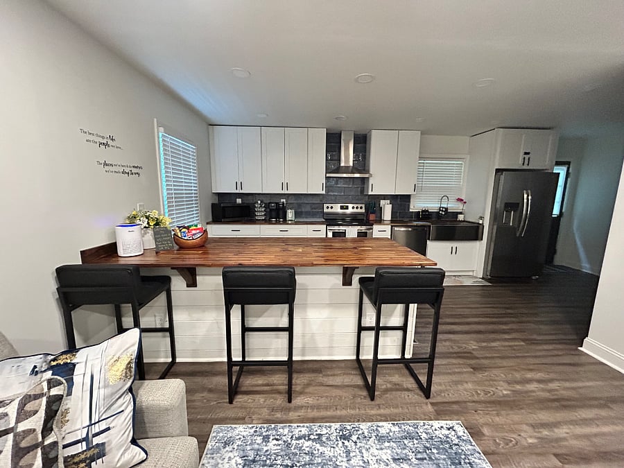 Furnished Finder property 888150_1 photo 6