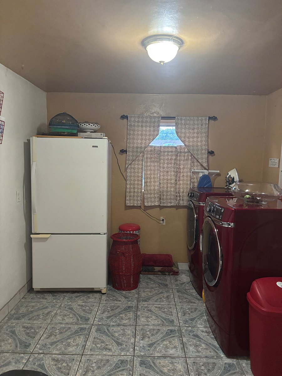 Furnished Finder property 888169_2 photo 8