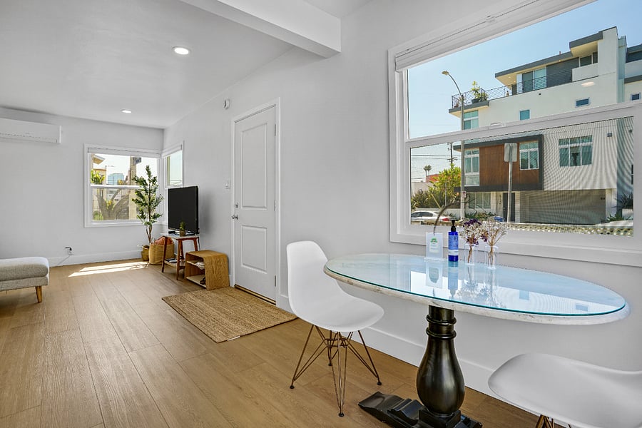 Furnished Finder property 888173_1 photo 9