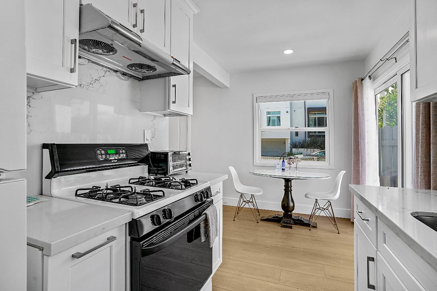 Furnished Finder property 888173_1 photo 13
