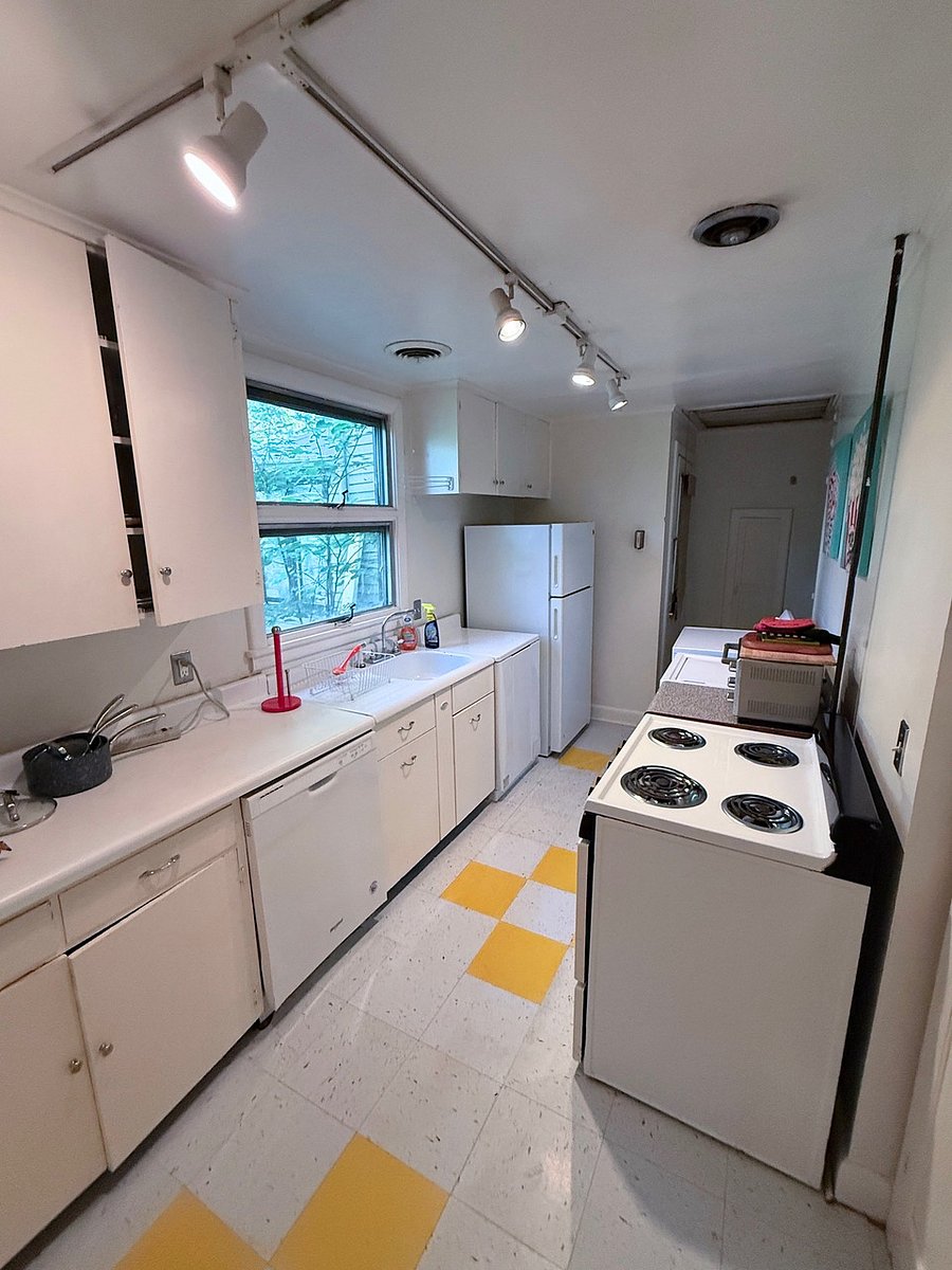 Furnished Finder property 888206_1 photo 17