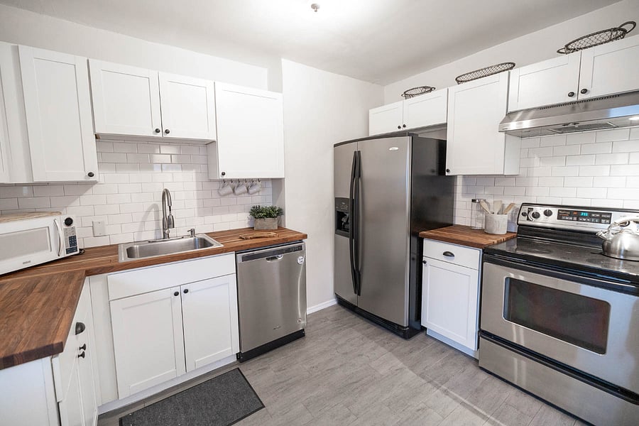 Furnished Finder property 888280_1 photo 10