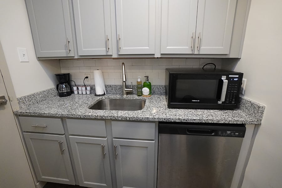 Furnished Finder property 888287_1 photo 3