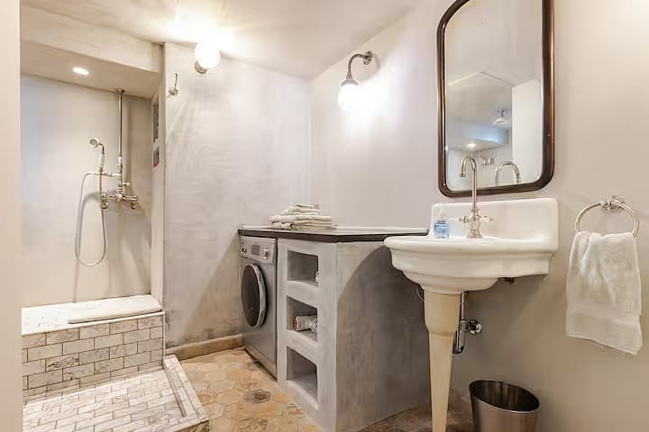 Furnished Finder property 888301_1 photo 16