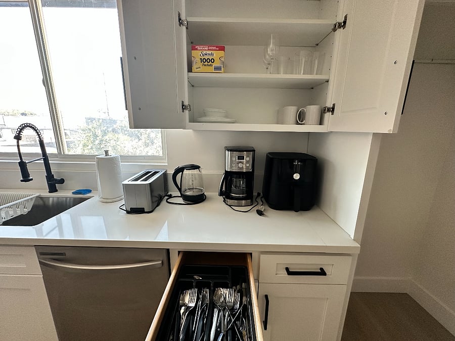 Furnished Finder property 888307_2 photo 7