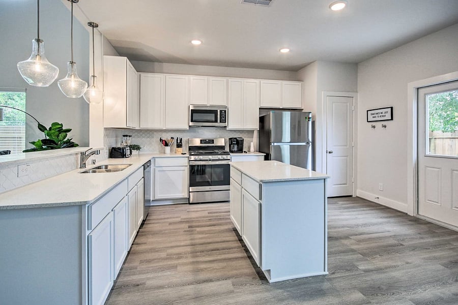 Furnished Finder property 888323_1 photo 9