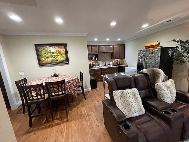 Furnished Finder property 888339_1 photo 3