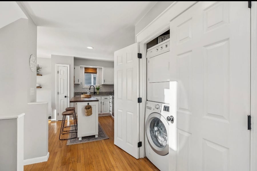 Furnished Finder property 888360_1 photo 7