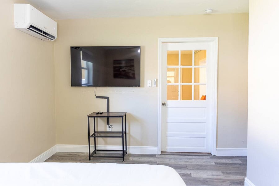 Furnished Finder property 888368_1 photo 12