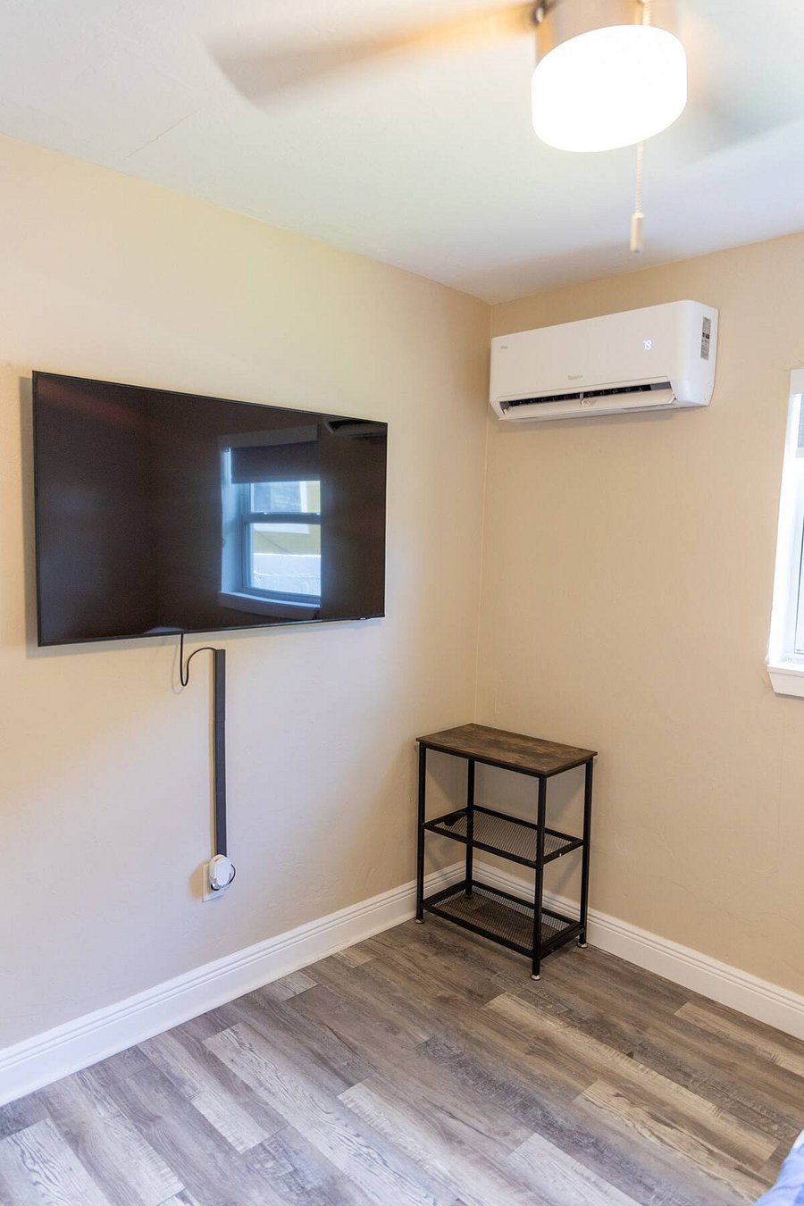 Furnished Finder property 888368_1 photo 18