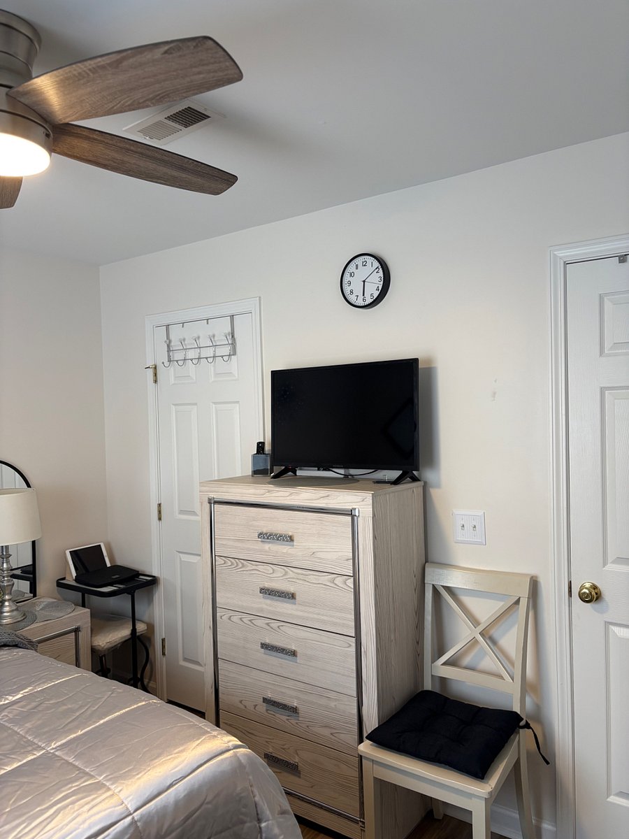 Furnished Finder property 888411_1 photo 10