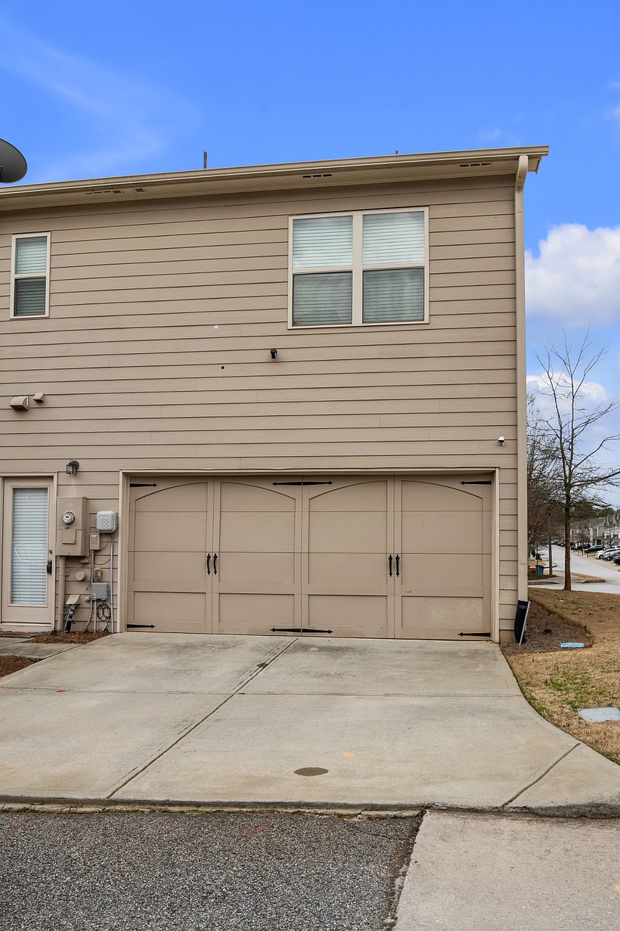 Furnished Finder property 888419_1 photo 17