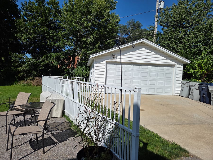 Furnished Finder property 888421_1 photo 26