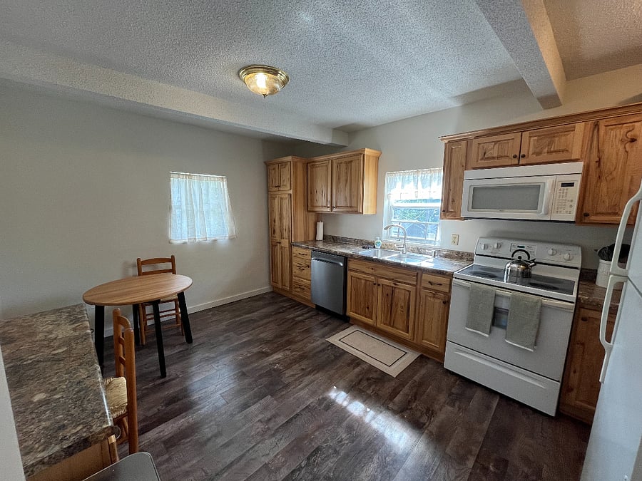 Furnished Finder property 888434_2 photo 6