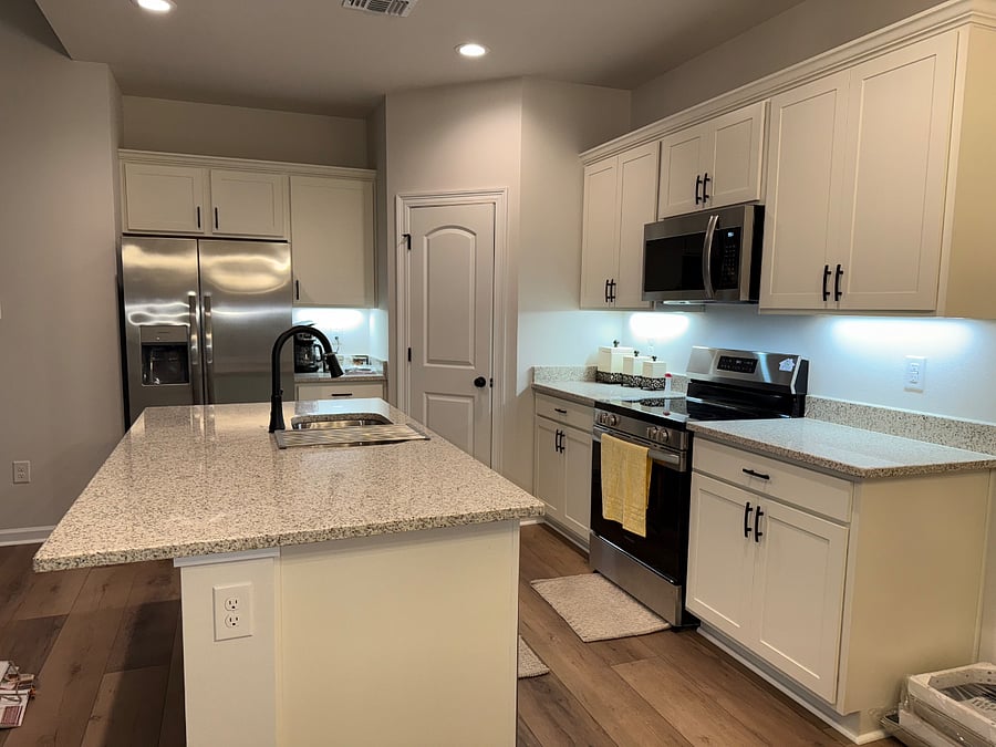 Furnished Finder property 888450_1 photo 11