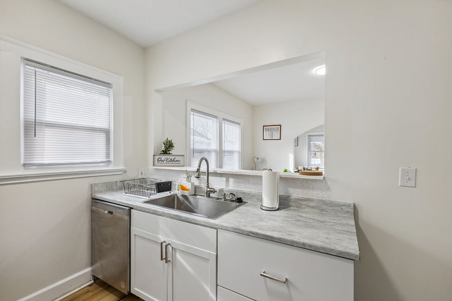 Furnished Finder property 888457_1 photo 9
